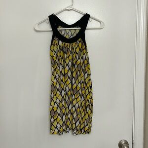 Women’s Sleeveless Top